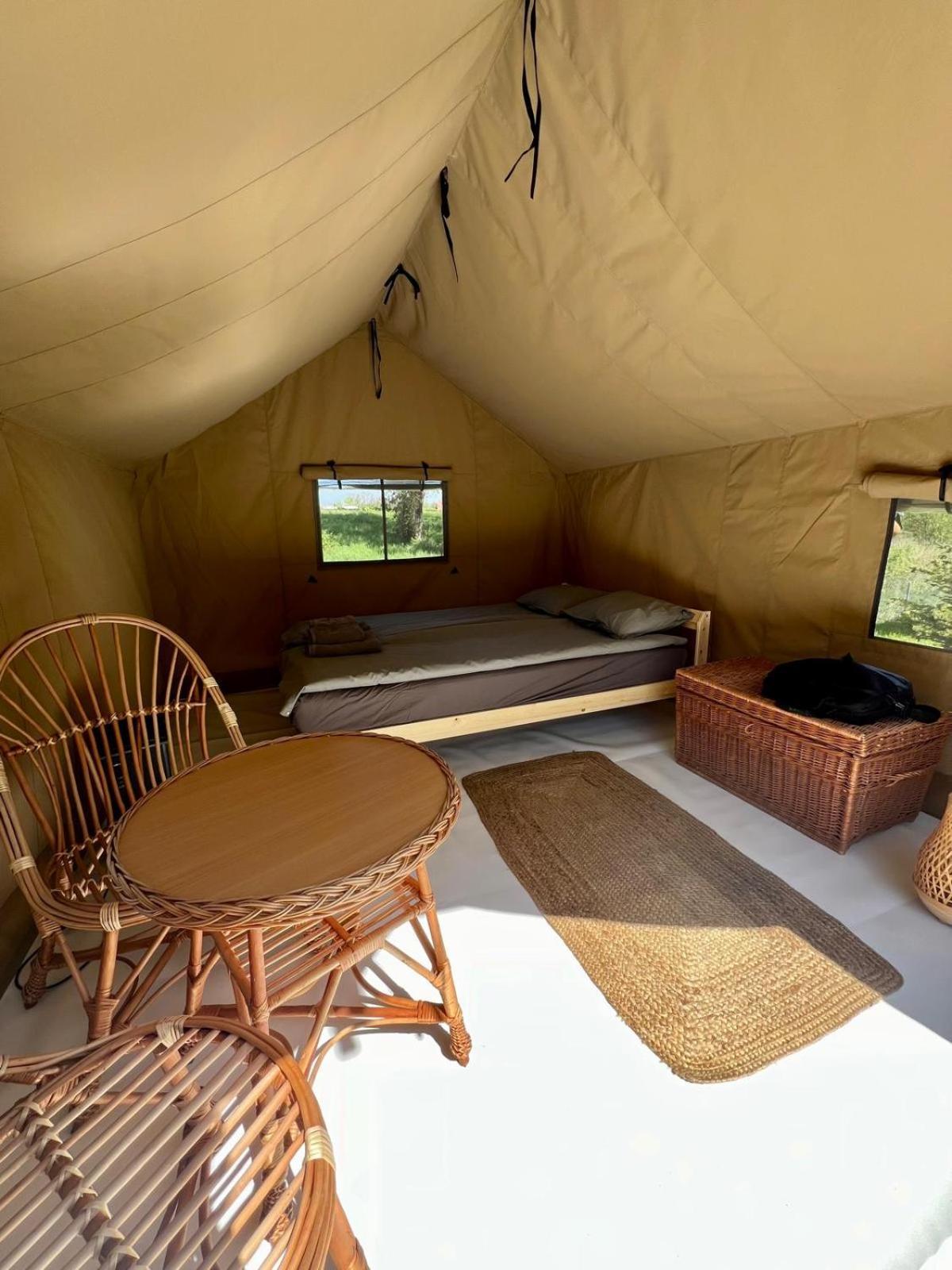 Gulbity Camp Villa Luaran gambar